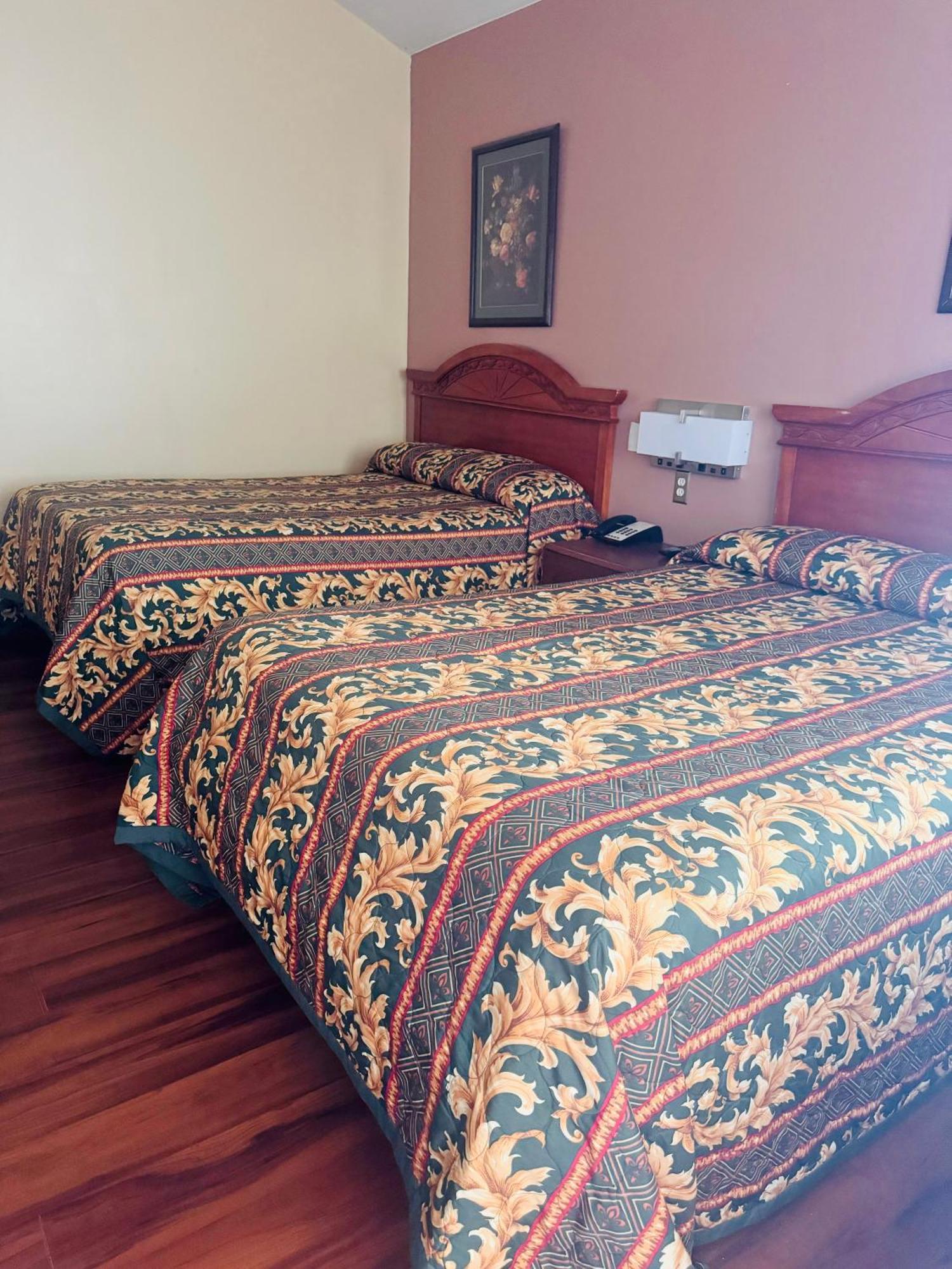 Payless Inn Kingfisher Екстер'єр фото