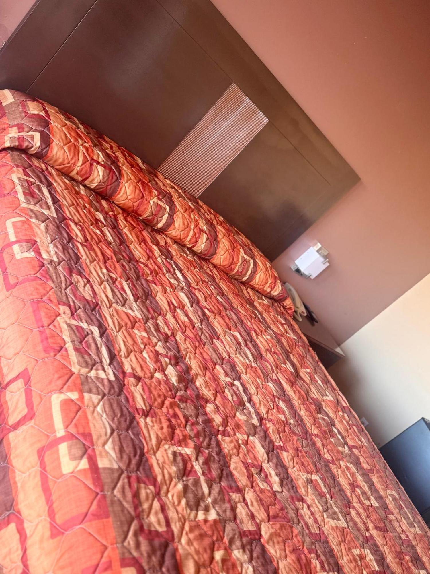 Payless Inn Kingfisher Екстер'єр фото